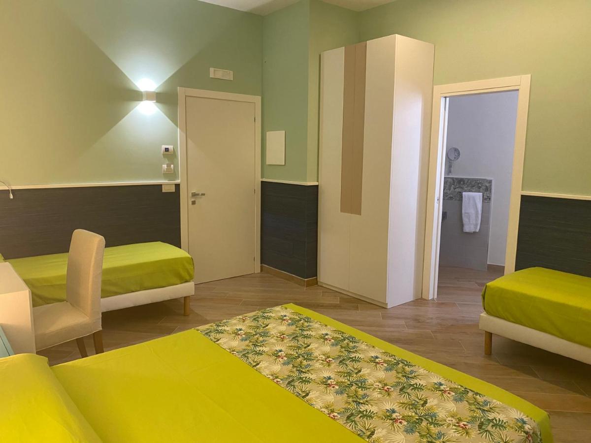 Porto Di Mare B&B Джовинаццо Экстерьер фото