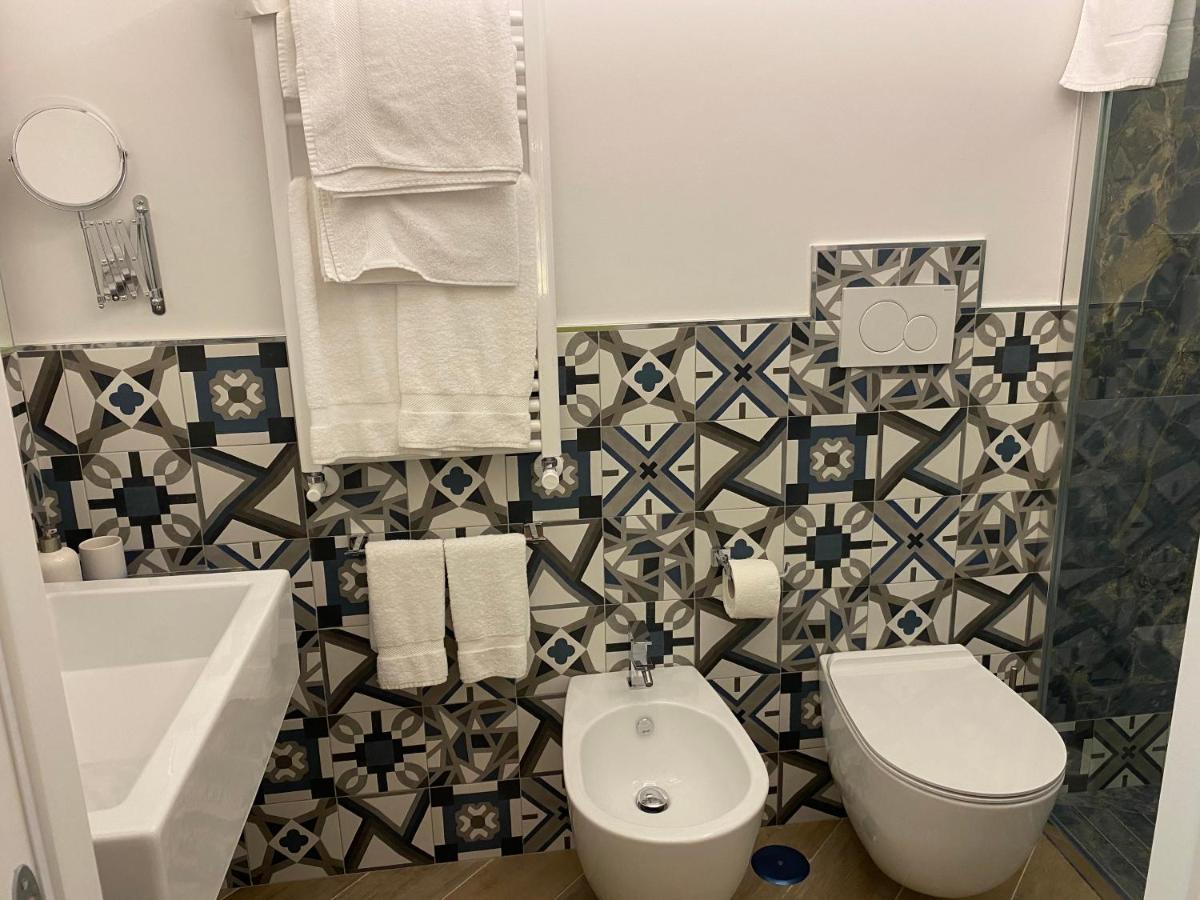 Porto Di Mare B&B Джовинаццо Экстерьер фото