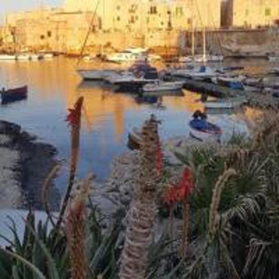 Porto Di Mare B&B Джовинаццо Экстерьер фото